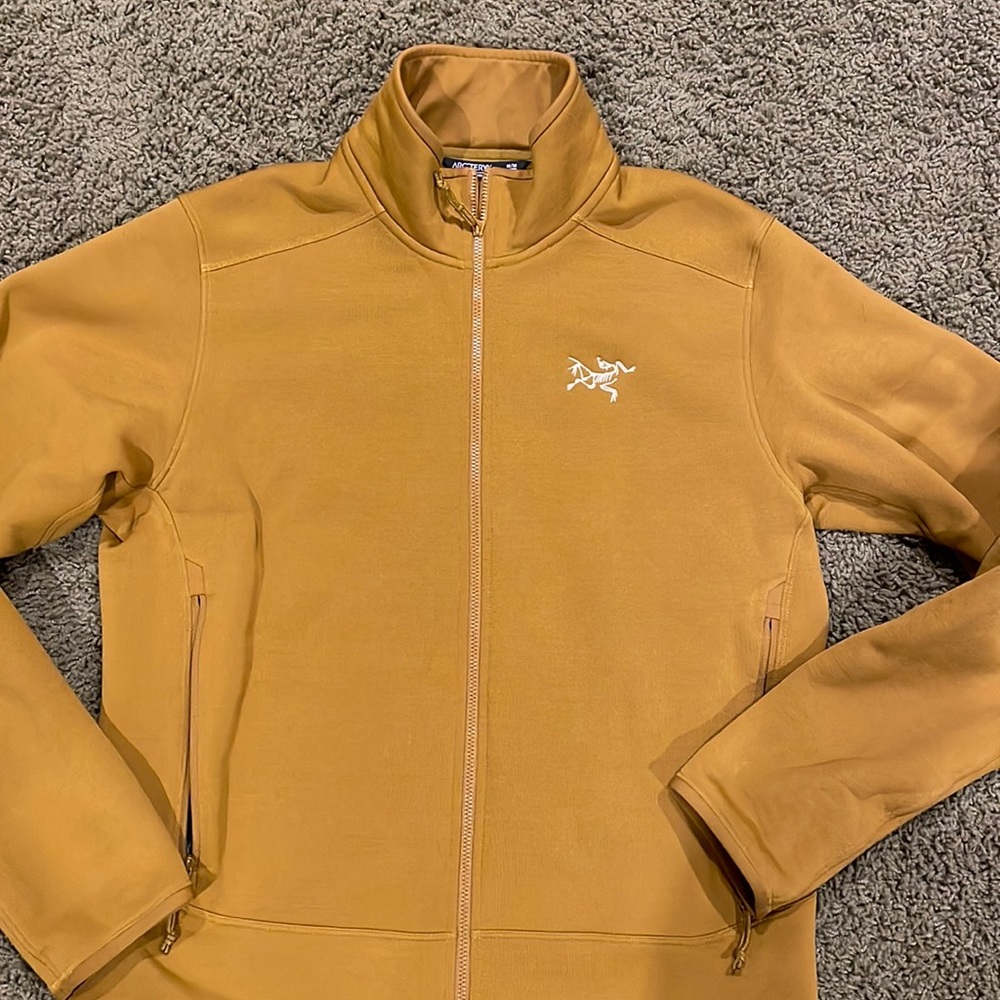 Mens Arc’tetyx Kyantie full zip.